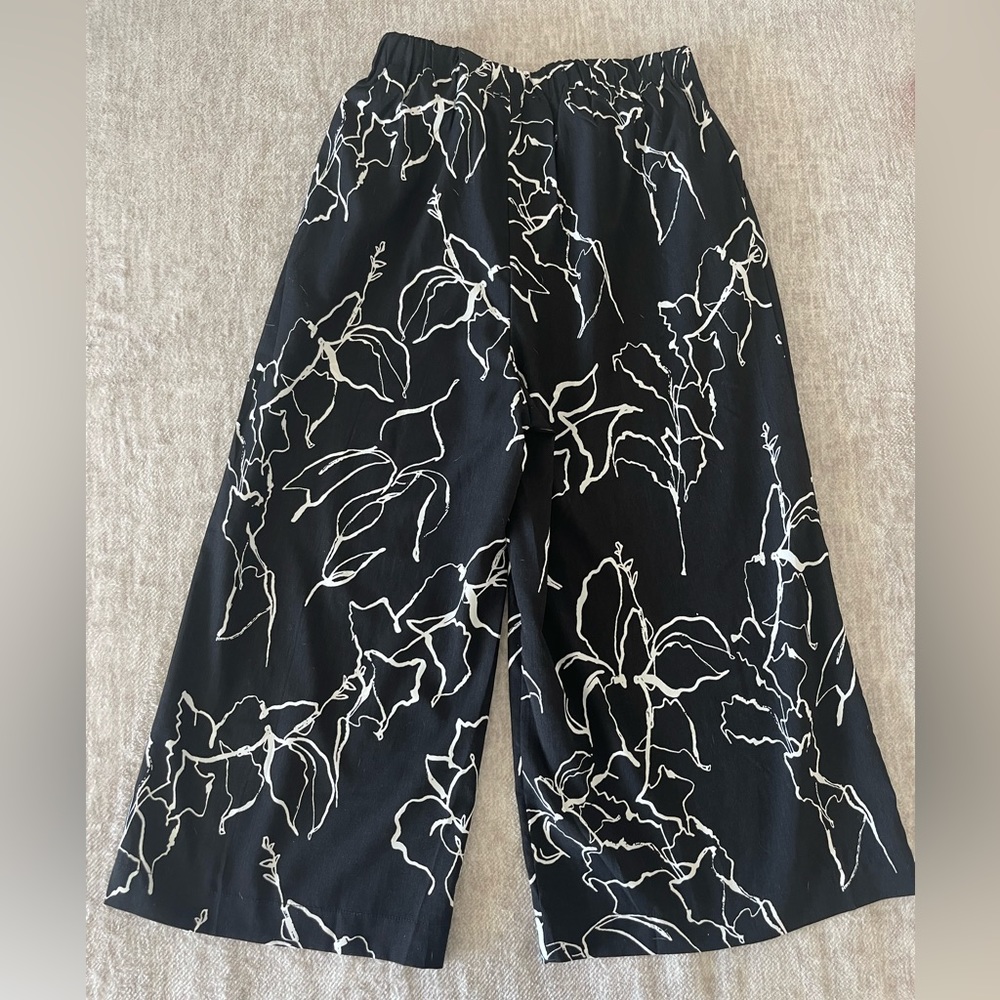 LUSH abstract floral crop wide leg
